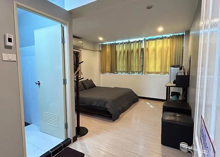Hostel Donmueang Station Bangkok