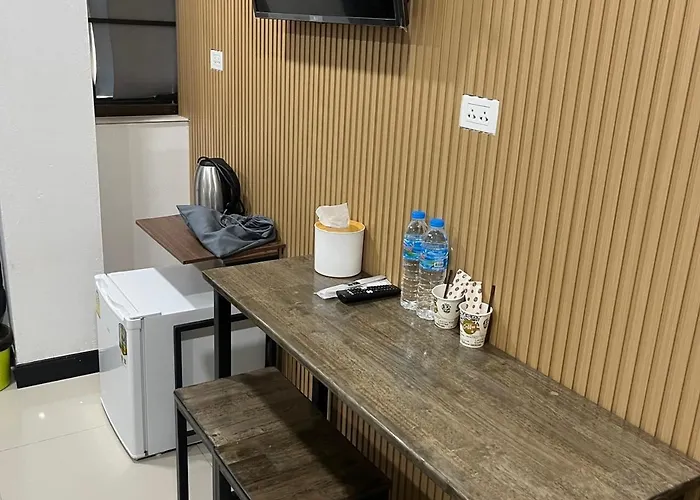 Hostel Donmueang Station *