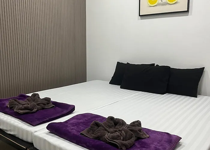 Donmueang Station Hostel *