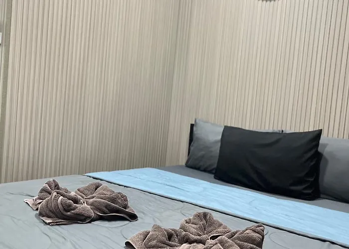 Donmueang Station Hostel